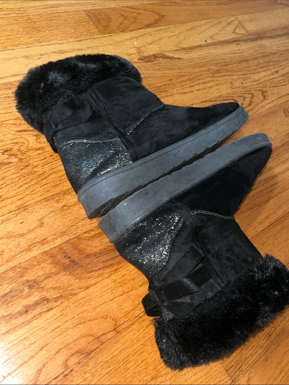 Esmara Black Faux-Fur Sparkly Bow Tie Cozy Winter Boots size 7